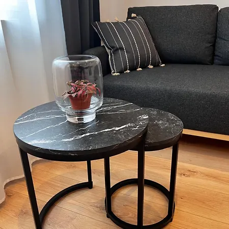 White * Jelenia Gora