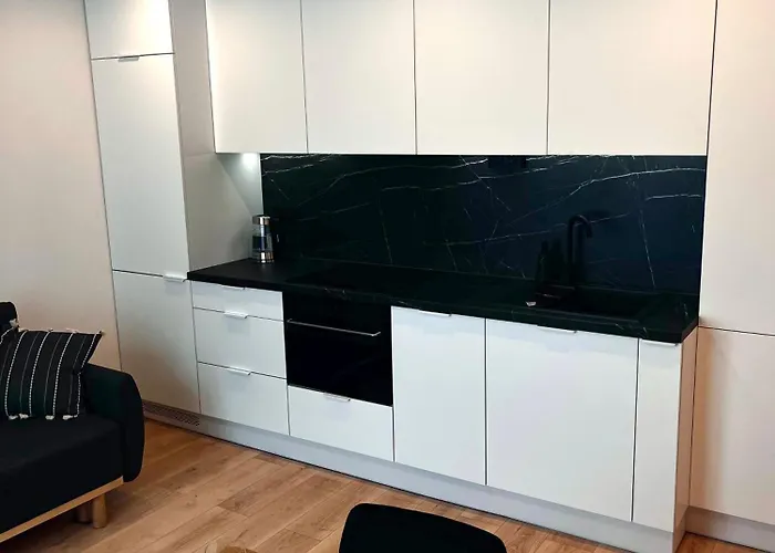 White * Jelenia Góra